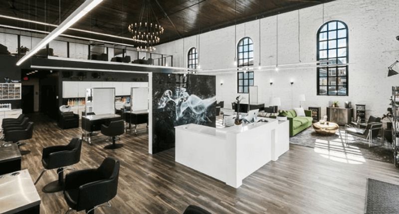 20 Beautiful Hair Salon Decoration Ideas That Will Attract More Clients